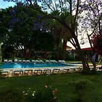 Grand Emir & 4*
