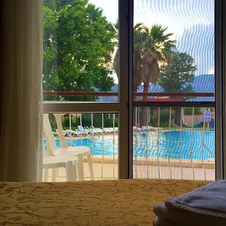 Grand Emır Otel 4*