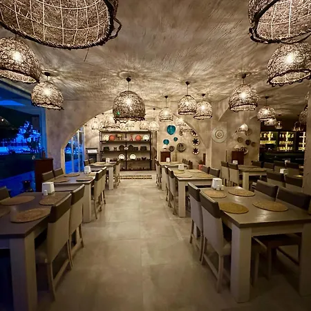 Ξενοδοχείο Grand Emir & 4*