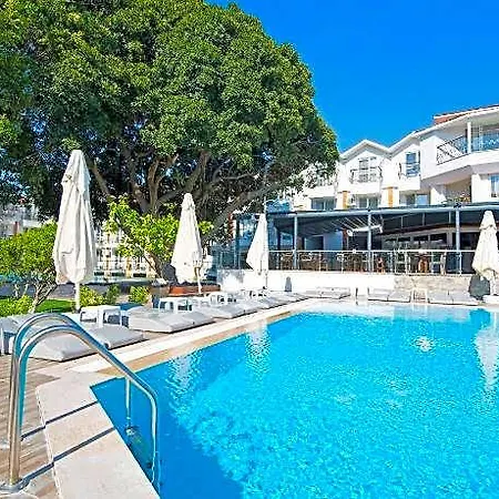 Hotel Grand Emir & 4*
