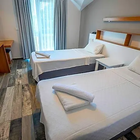 Grand Emir & Hotel